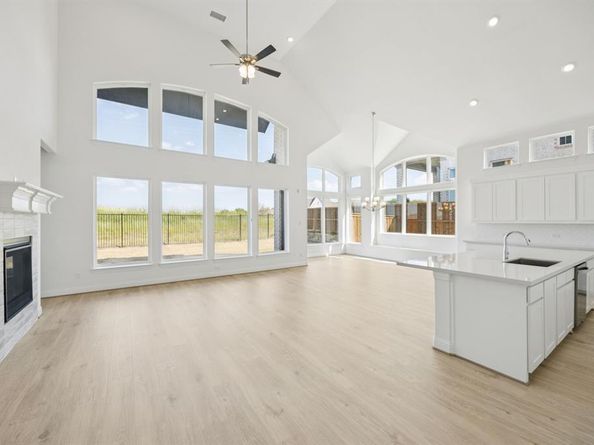 1020  Cascading Creek Drive , Rockwall Texas 75087