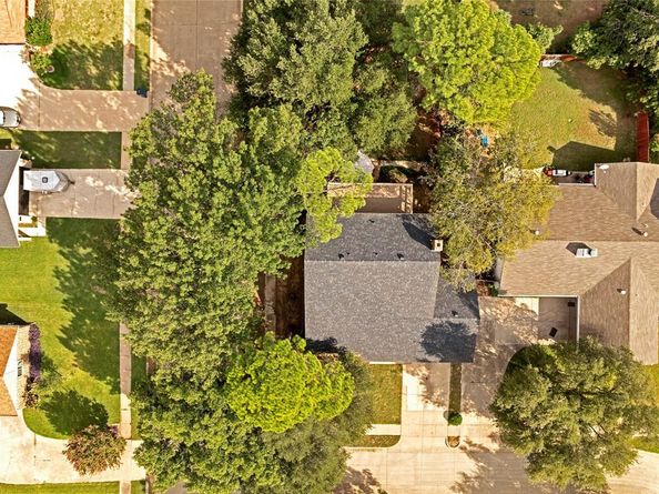 1222  Savannah Court , Flower Mound Texas 75028