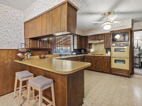 1617  Meadow lane Terrace , Fort Worth Texas 76112