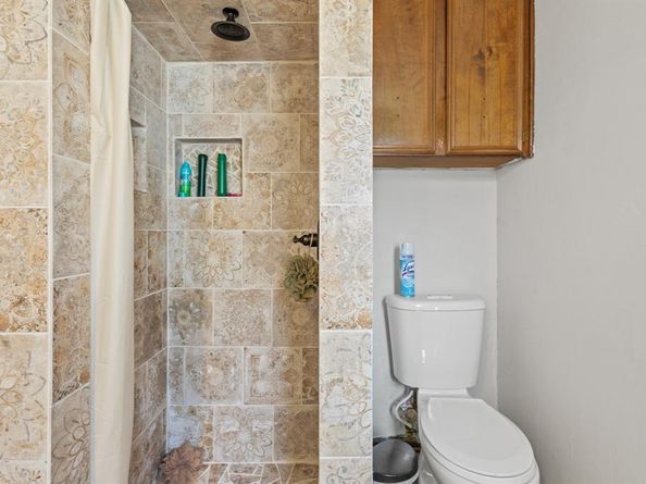 1617  Meadow lane Terrace , Fort Worth Texas 76112