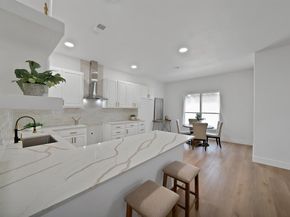 1130 E Hattie Street , Fort Worth Texas 76104