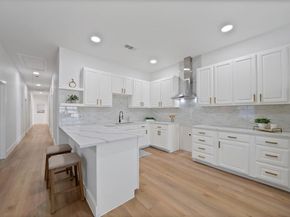 1130 E Hattie Street , Fort Worth Texas 76104