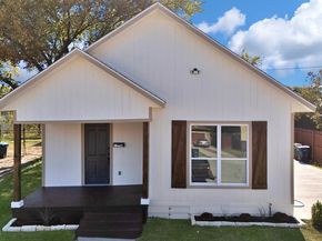 1130 E Hattie Street , Fort Worth Texas 76104