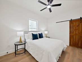 1130 E Hattie Street , Fort Worth Texas 76104