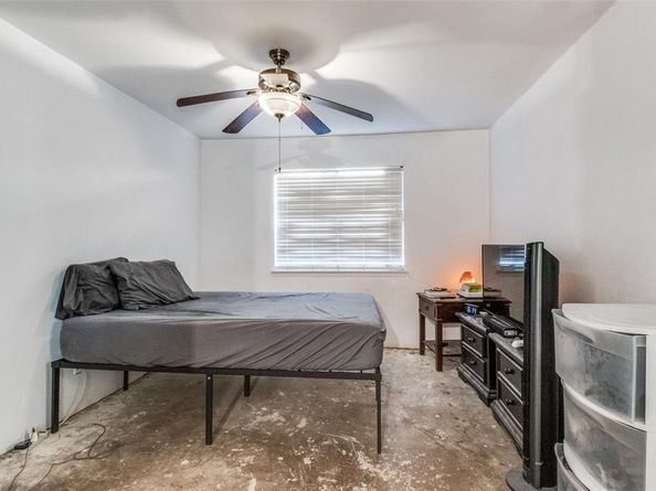705  Valiant Circle , Garland Texas 75043
