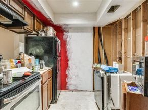 705  Valiant Circle , Garland Texas 75043