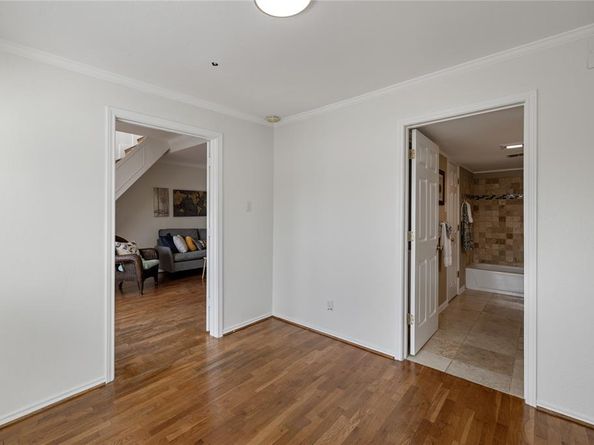 4303  Buena Vista Street  303, Dallas Texas 75205