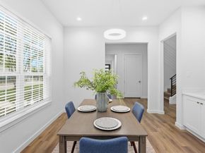 1130  Shaw Street , Dallas Texas 75212