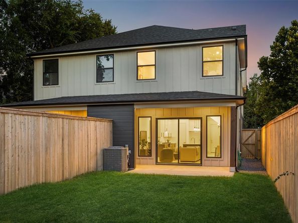 5633  East Side Avenue , Dallas Texas 75214