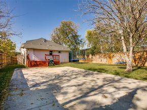 834 S Polk Street , Dallas Texas 75208