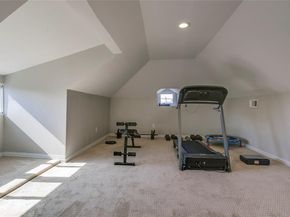 834 S Polk Street , Dallas Texas 75208