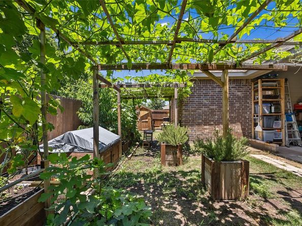 5649  Southern Fern Road , Garland Texas 75043