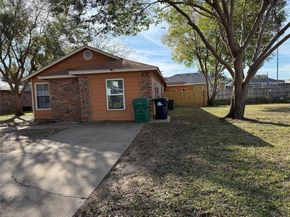 2904  Barnes Drive , Denton Texas 76209