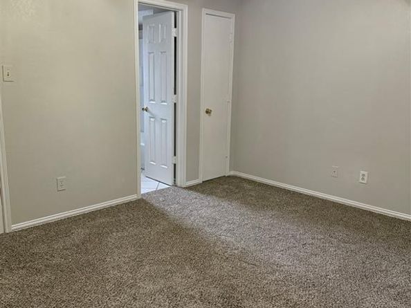 2904  Barnes Drive , Denton Texas 76209