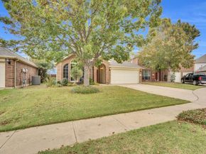 10620  DONNIS Dr  , Fort Worth Texas 76244