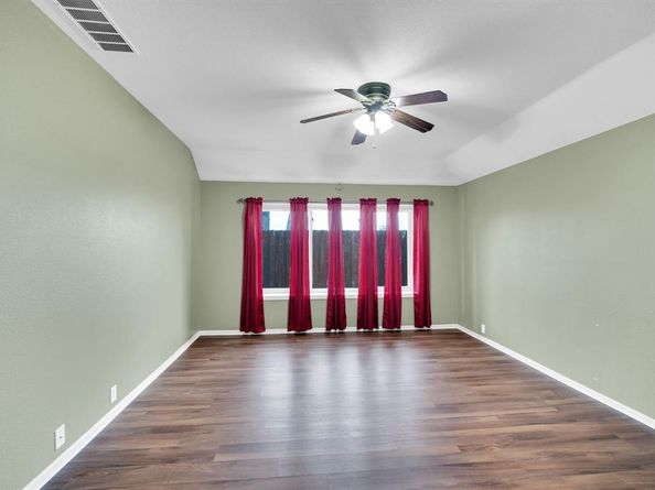 10620  DONNIS Dr  , Fort Worth Texas 76244