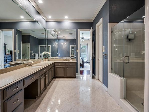 17819  Lost View Road , Dallas Texas 75252