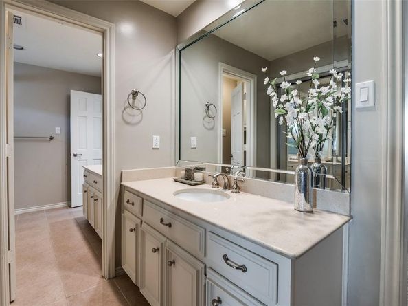 17819  Lost View Road , Dallas Texas 75252