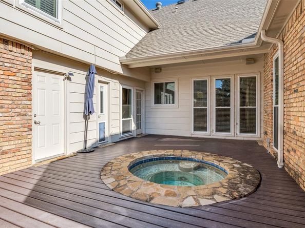 17819  Lost View Road , Dallas Texas 75252