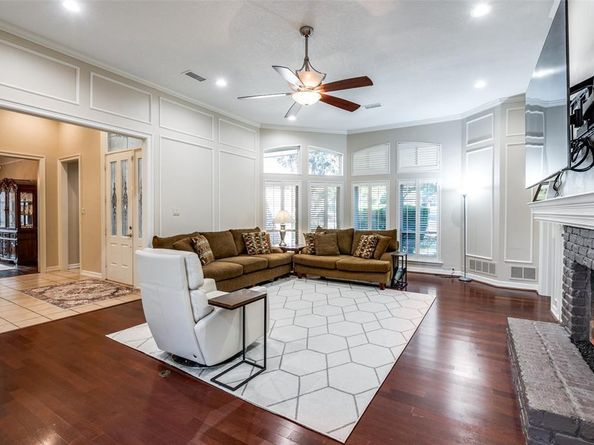 17819  Lost View Road , Dallas Texas 75252