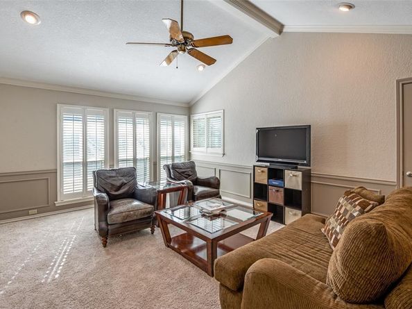 17819  Lost View Road , Dallas Texas 75252