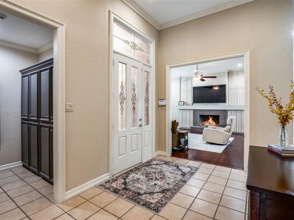 17819  Lost View Road , Dallas Texas 75252