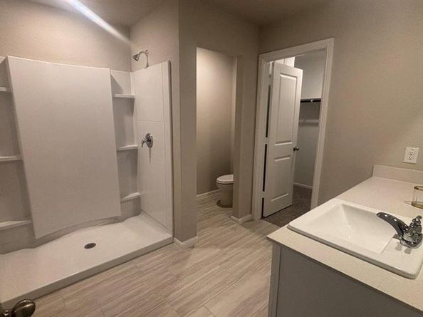 9460  GOLDEN TREE Avenue , Fort Worth Texas 76108