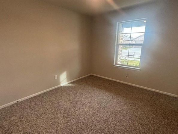 9460  GOLDEN TREE Avenue , Fort Worth Texas 76108