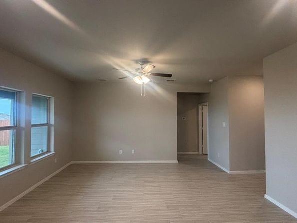 9460  GOLDEN TREE Avenue , Fort Worth Texas 76108