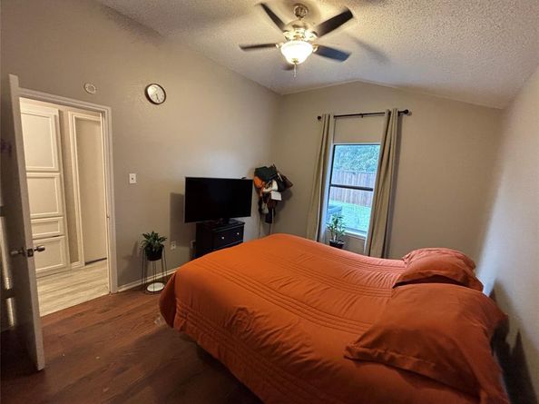 1504  Horncastle Street , Fort Worth Texas 76134