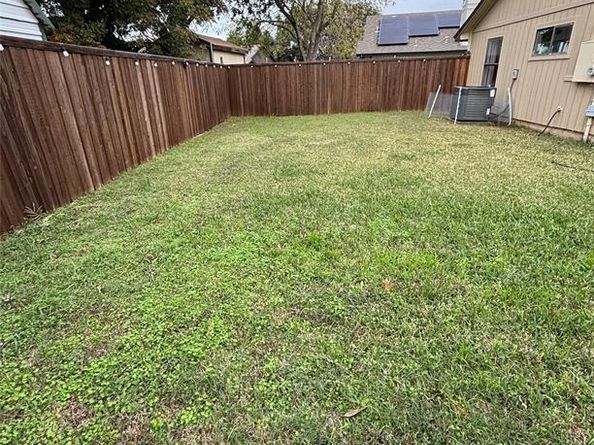 1504  Horncastle Street , Fort Worth Texas 76134