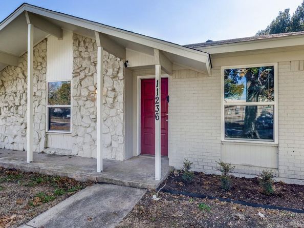 11236  Quail Run Street , Dallas Texas 75238