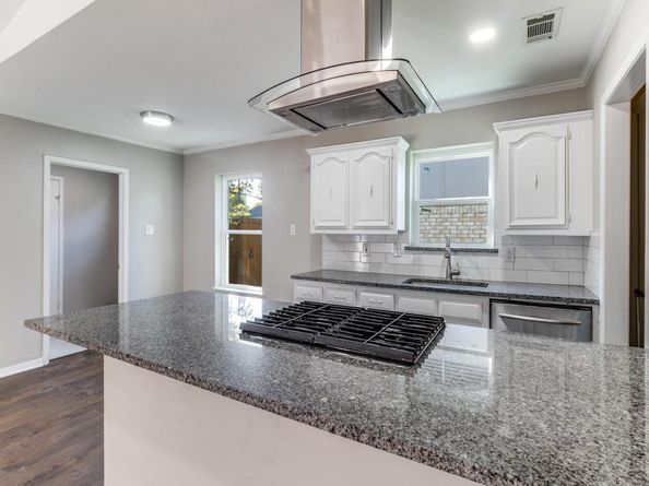 11236  Quail Run Street , Dallas Texas 75238