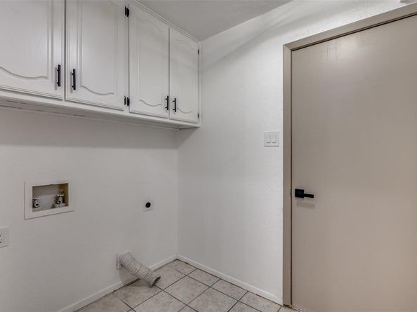 402  Country Meadow Drive , Mansfield Texas 76063