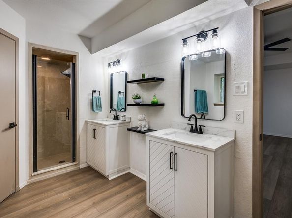 402  Country Meadow Drive , Mansfield Texas 76063