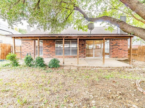 4637  Feathercrest Drive , Fort Worth Texas 76137