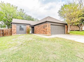 4637  Feathercrest Drive , Fort Worth Texas 76137