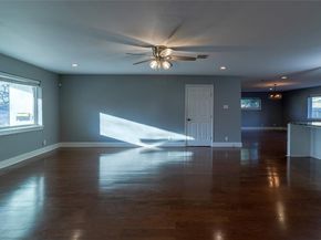 3446  Silverwood Lane , Dallas Texas 75233