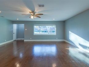 3446  Silverwood Lane , Dallas Texas 75233