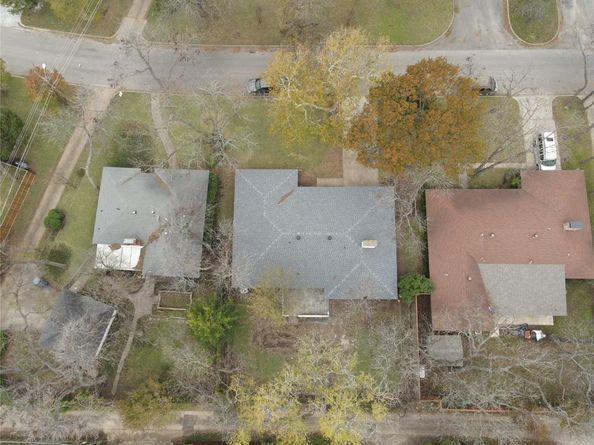 3446  Silverwood Lane , Dallas Texas 75233