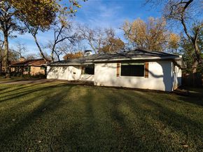 3446  Silverwood Lane , Dallas Texas 75233