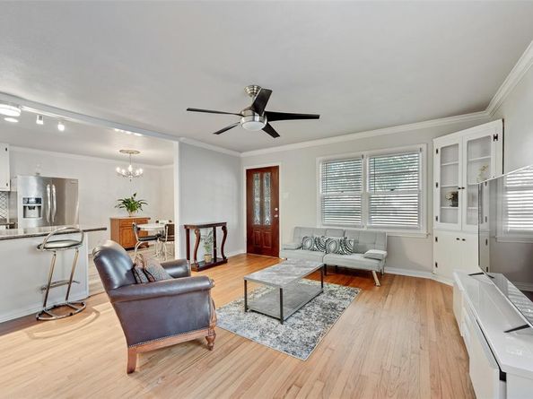 11310  Sinclair Avenue , Dallas Texas 75218