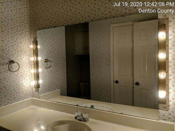 300  Benjamin Street , Denton Texas 76207