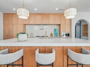 11947  Quincy Lane , Dallas Texas 75230