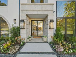 11947  Quincy Lane , Dallas Texas 75230