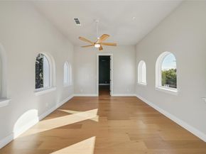 11947  Quincy Lane , Dallas Texas 75230