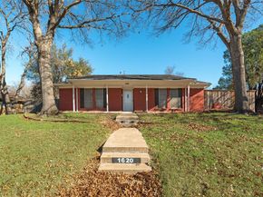 1620  Wisteria Way , Richardson Texas 75080