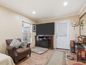 2915  Fakes Drive , Dallas Texas 75224