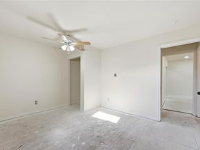 2915  Fakes Drive , Dallas Texas 75224