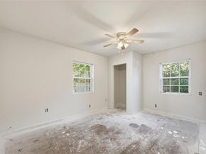 2915  Fakes Drive , Dallas Texas 75224